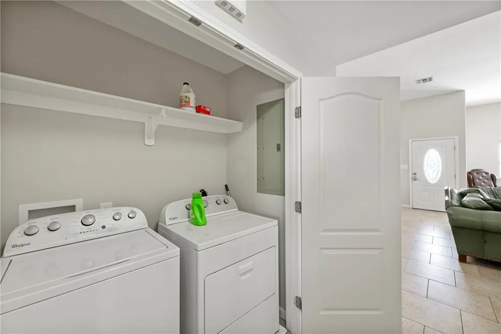 419 Spencers Landing Port Aransas, TX 78373
