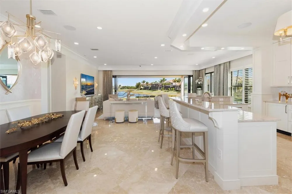 3168 Pacific Drive Naples, FL 34119
