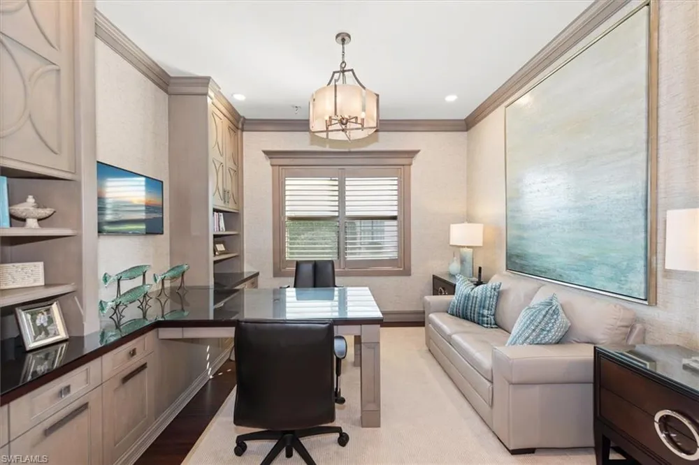 3168 Pacific Drive Naples, FL 34119