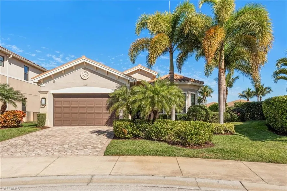 3168 Pacific Drive Naples, FL 34119