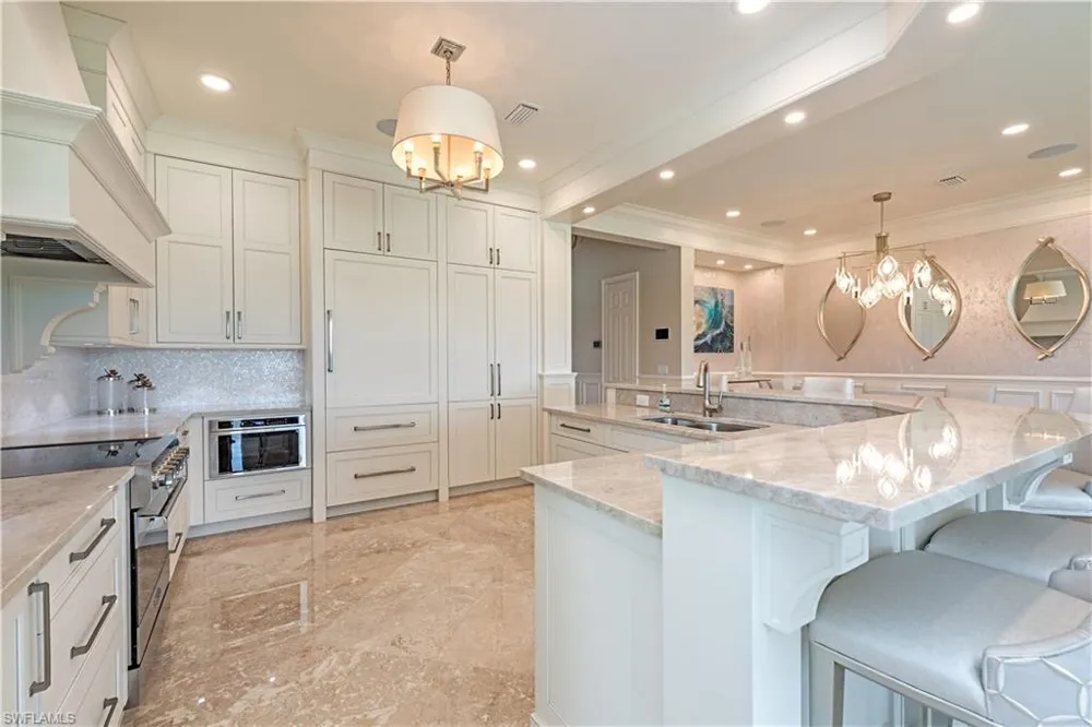 3168 Pacific Drive Naples, FL 34119