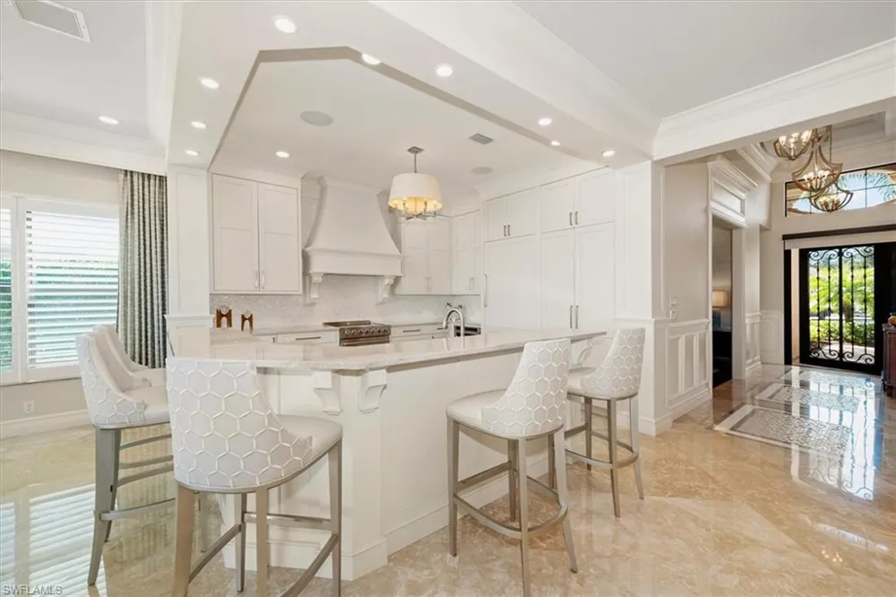 3168 Pacific Drive Naples, FL 34119