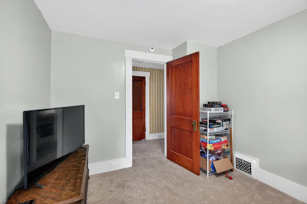 802 Oakridge Drive Jackson City, MI 49203