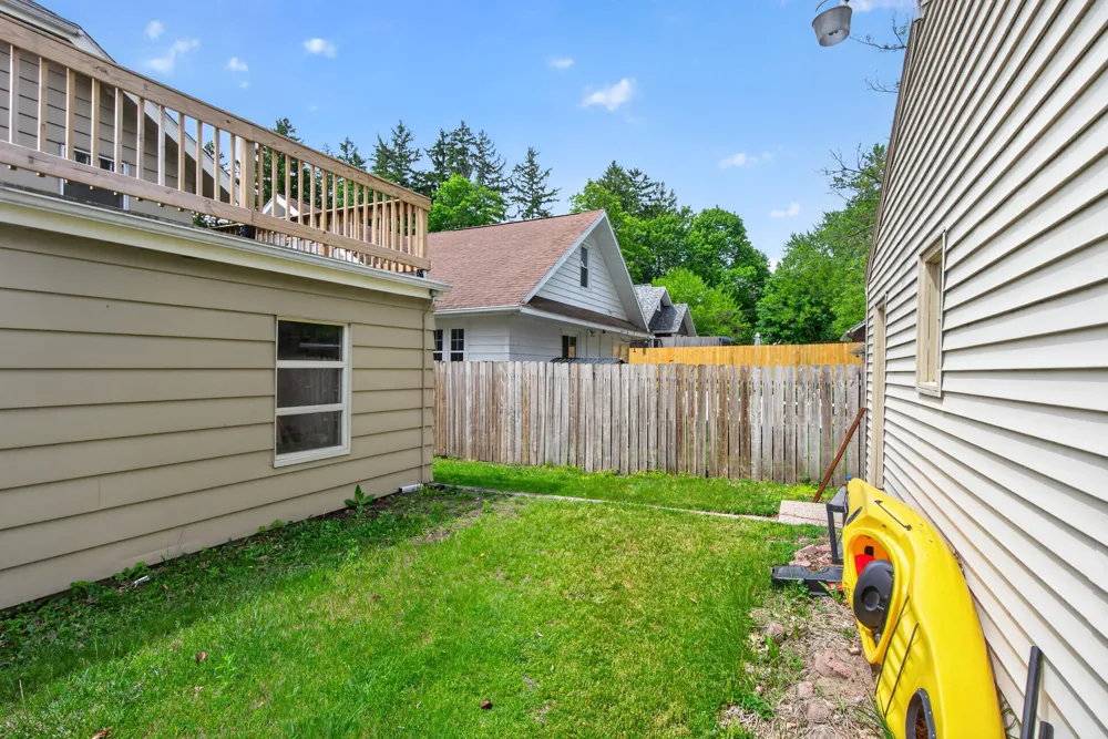 802 Oakridge Drive Jackson City, MI 49203
