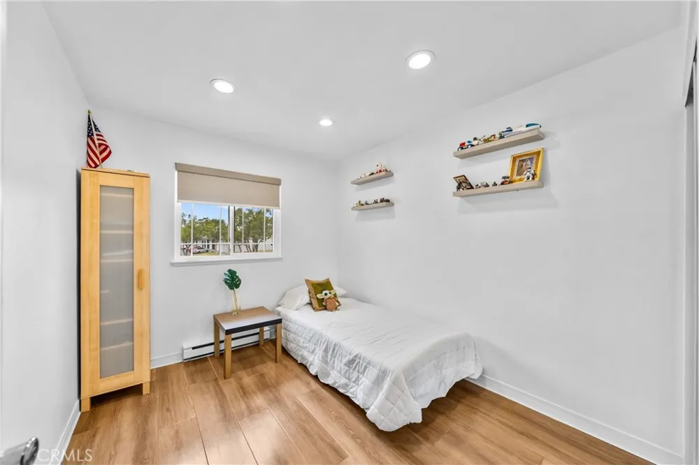 2921 S Sycamore St #E Santa Ana, CA 92707