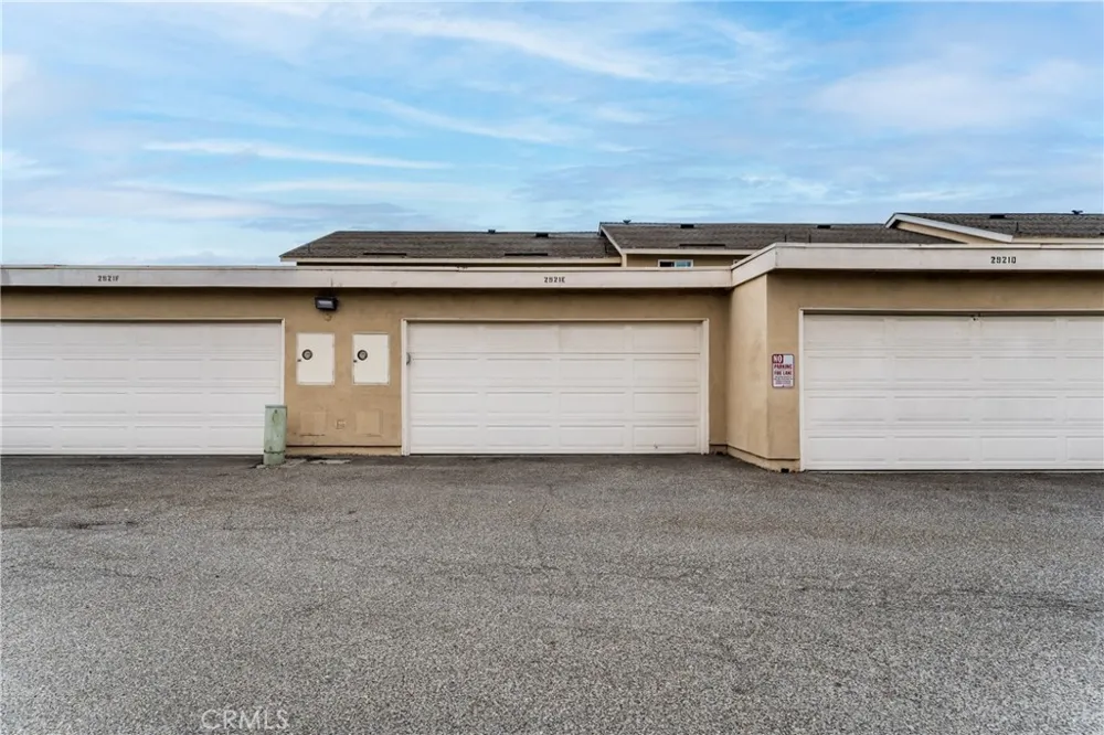 2921 S Sycamore St #E Santa Ana, CA 92707