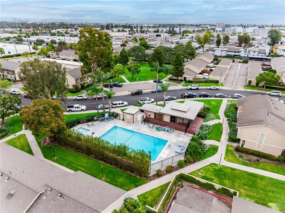 2921 S Sycamore St #E Santa Ana, CA 92707