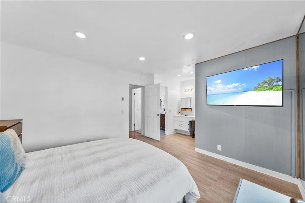 2921 S Sycamore St #E Santa Ana, CA 92707