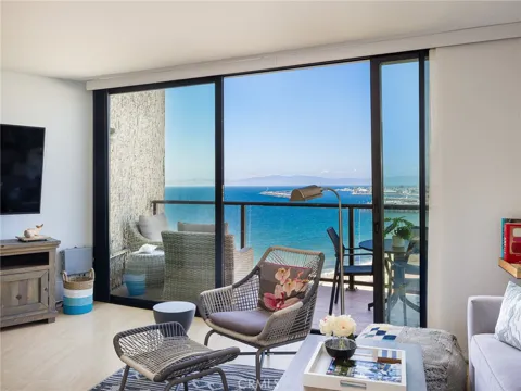 531 Esplanade #313