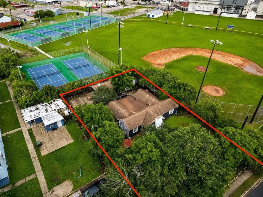 3238 Up River Rd Corpus Christi, TX 78408