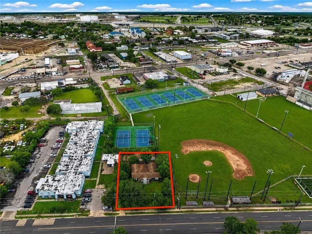 3238 Up River Rd Corpus Christi, TX 78408