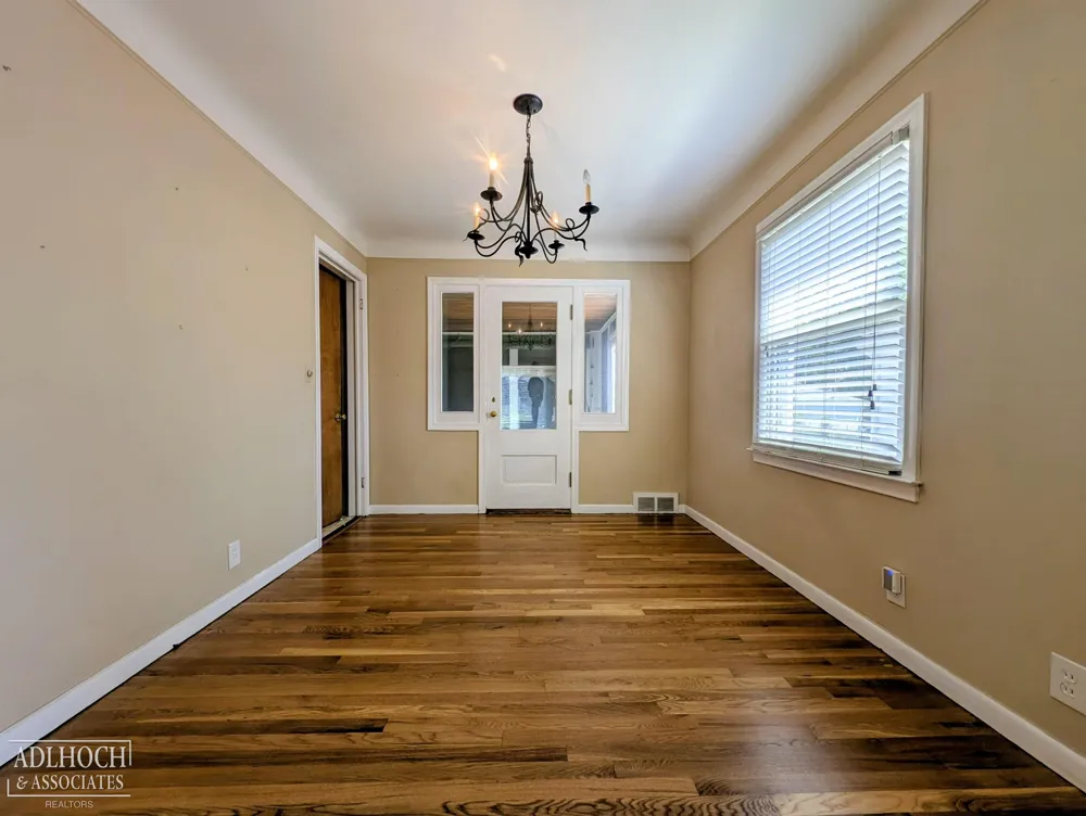 2168 Allard Road Grosse Pointe Woods City, MI 48236