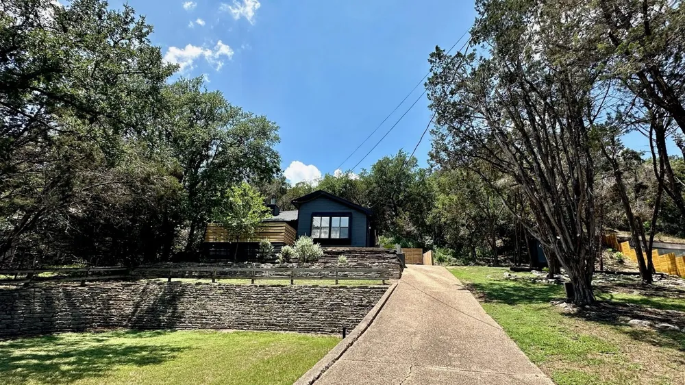 2712 Geronimo Trail