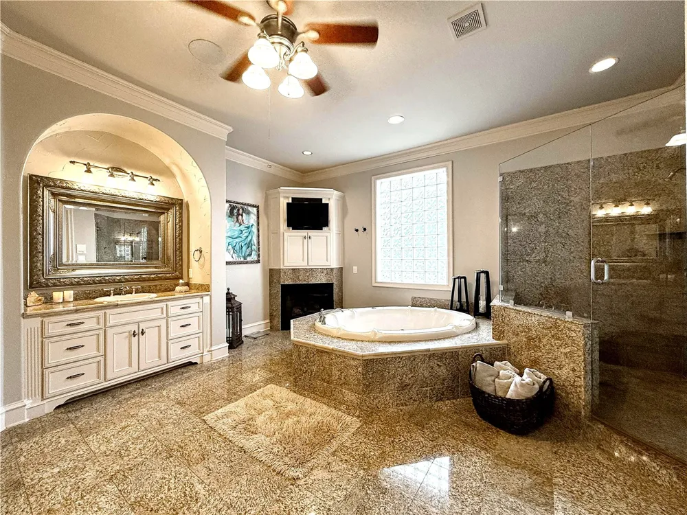 1919 Kings Pass Heath, TX 75032