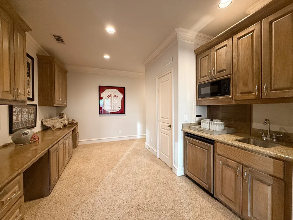 1919 Kings Pass Heath, TX 75032