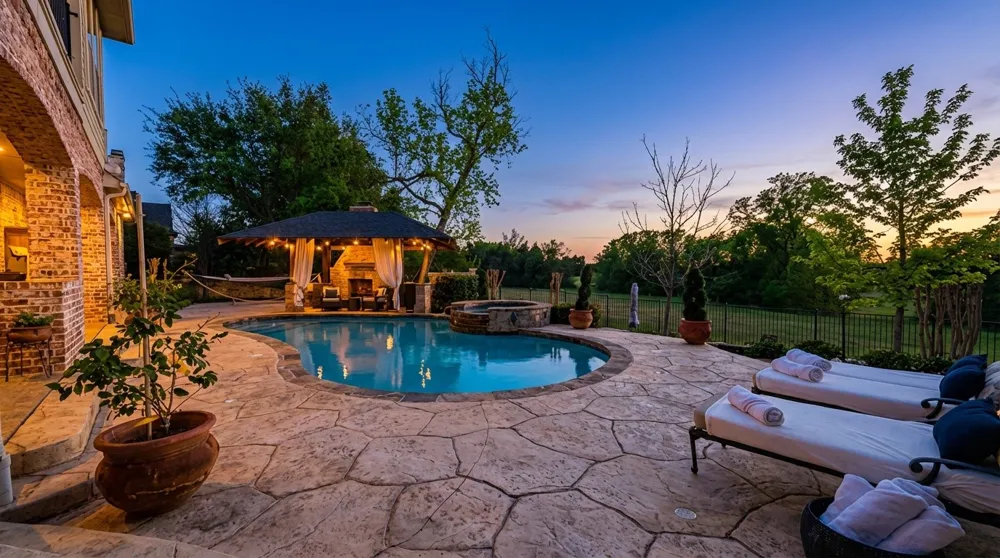 1919 Kings Pass Heath, TX 75032