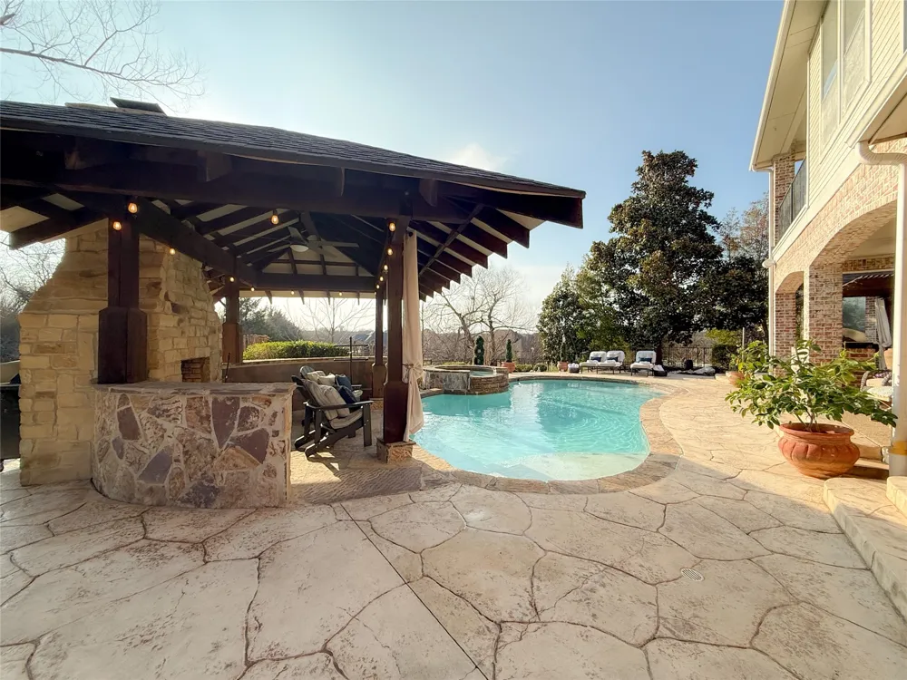 1919 Kings Pass Heath, TX 75032