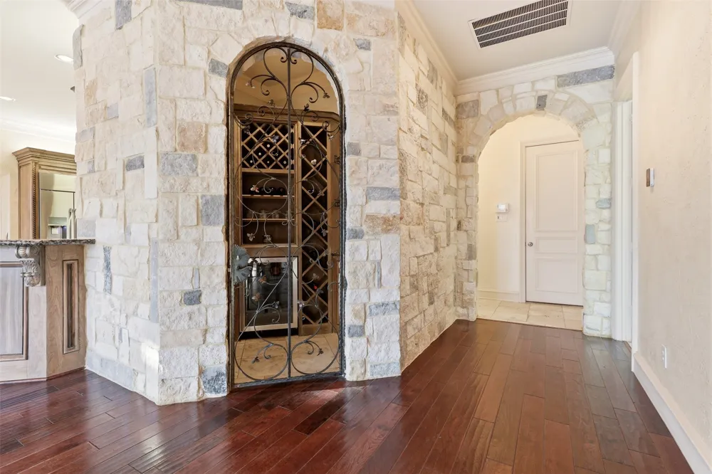 1919 Kings Pass Heath, TX 75032