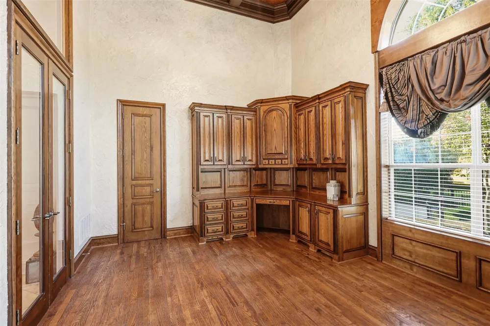 1919 Kings Pass Heath, TX 75032