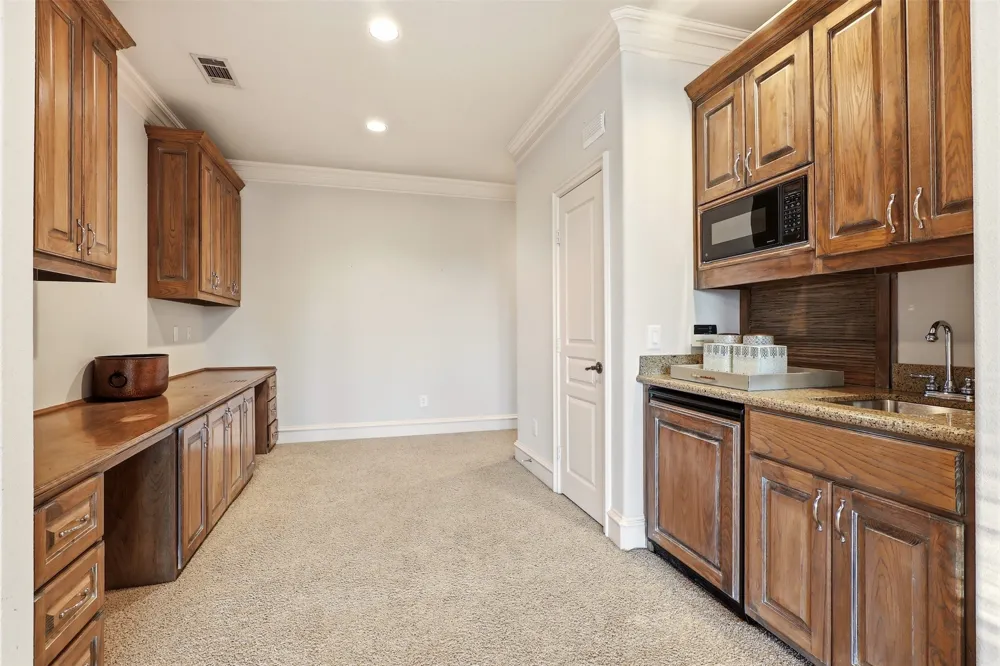 1919 Kings Pass Heath, TX 75032