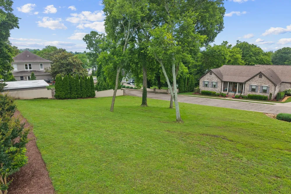 700 Halcyon Way Columbia, TN 38401