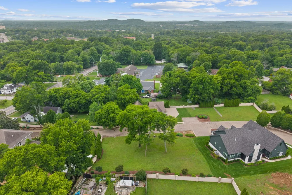 700 Halcyon Way Columbia, TN 38401