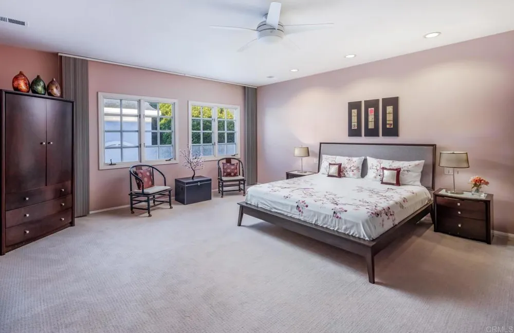 7469 Via De Fortuna Carlsbad, CA 92009