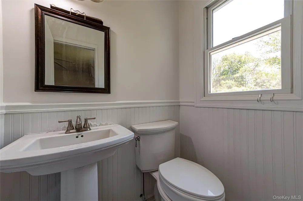 6200 New Suffolk Avenue Mattituck, NY 11952
