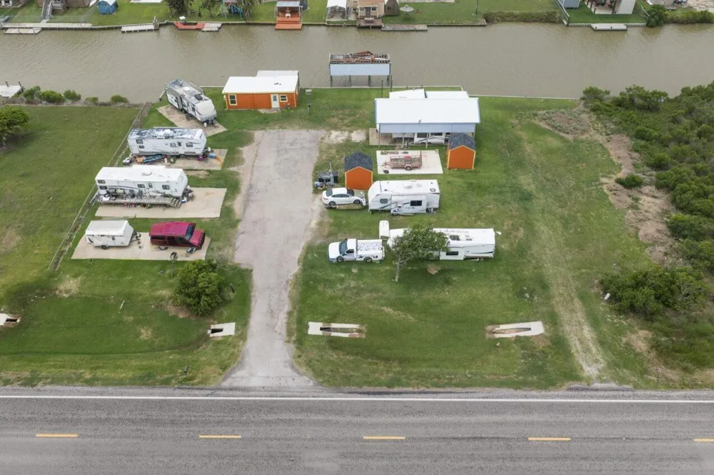 26160 Fm 457 Sargent, TX 77414