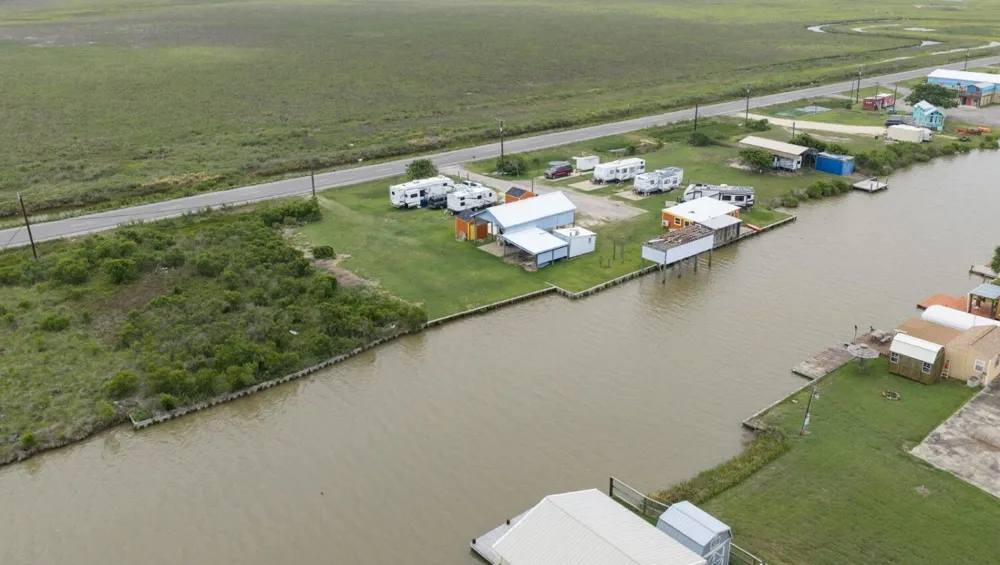 26160 Fm 457 Sargent, TX 77414