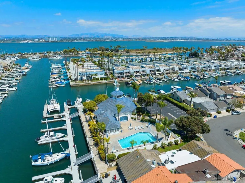 65 Antigua Court Coronado, CA 92118