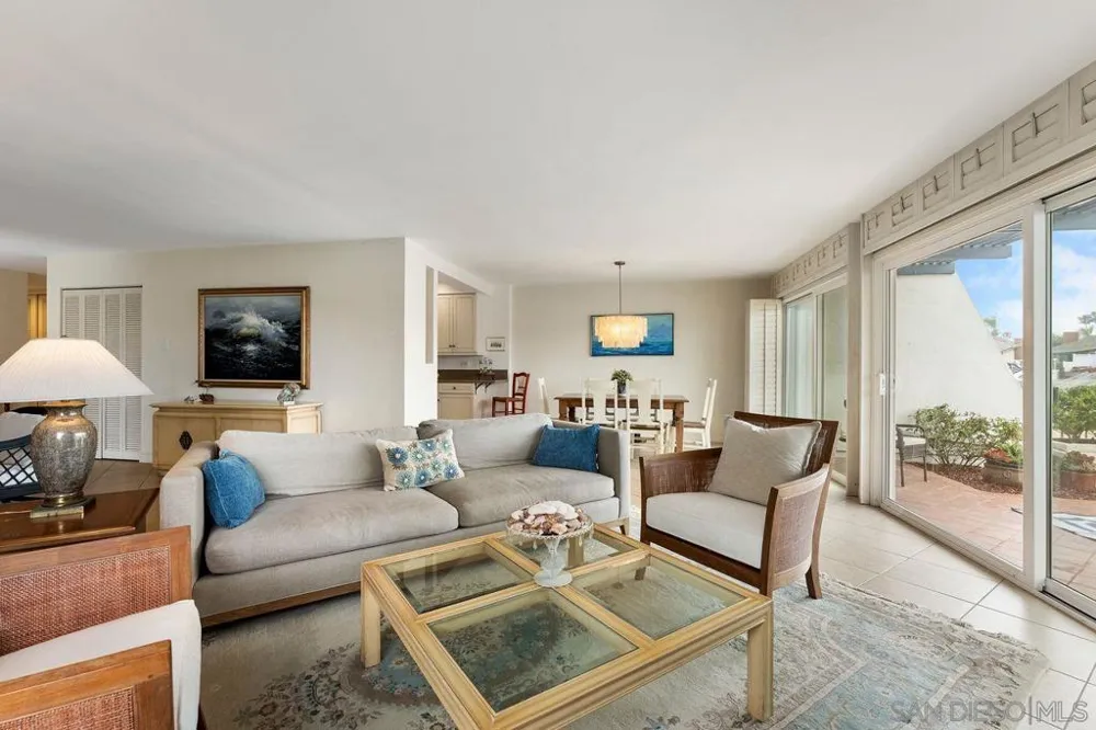 65 Antigua Court Coronado, CA 92118