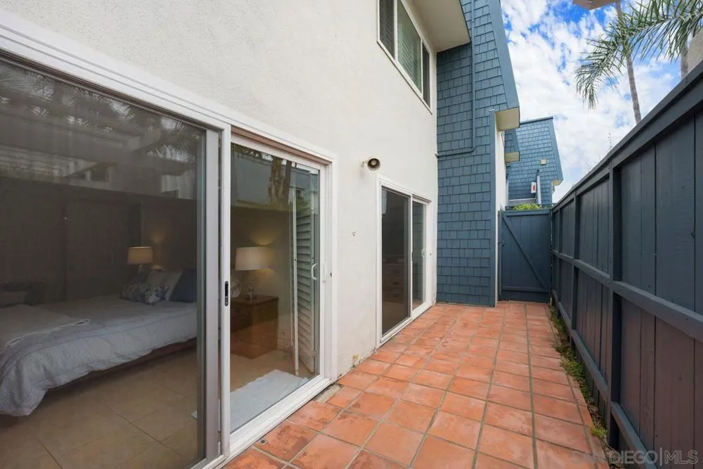 65 Antigua Court Coronado, CA 92118