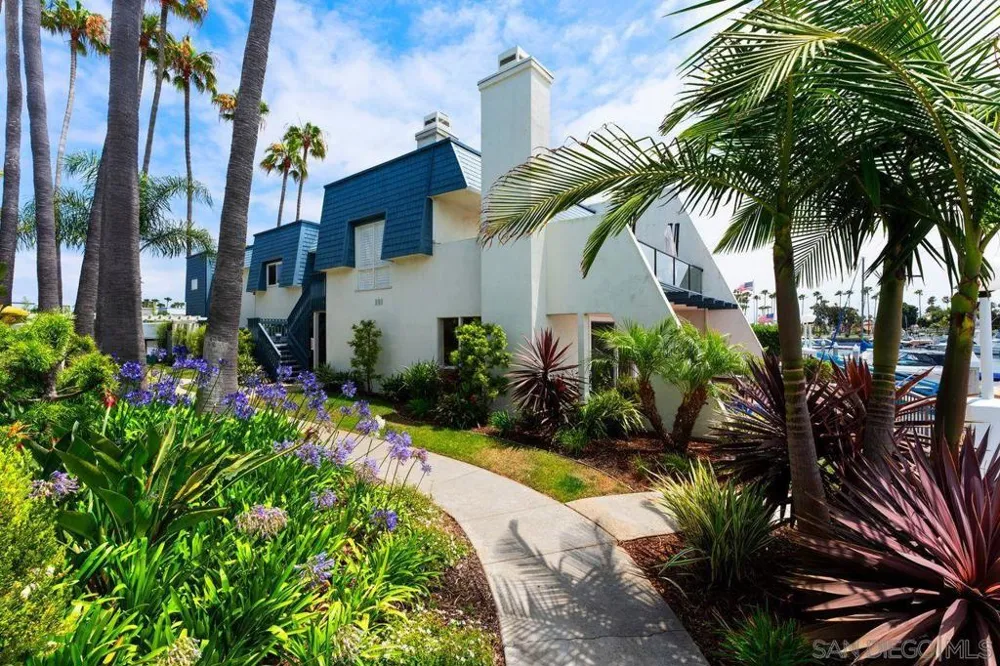 65 Antigua Court Coronado, CA 92118