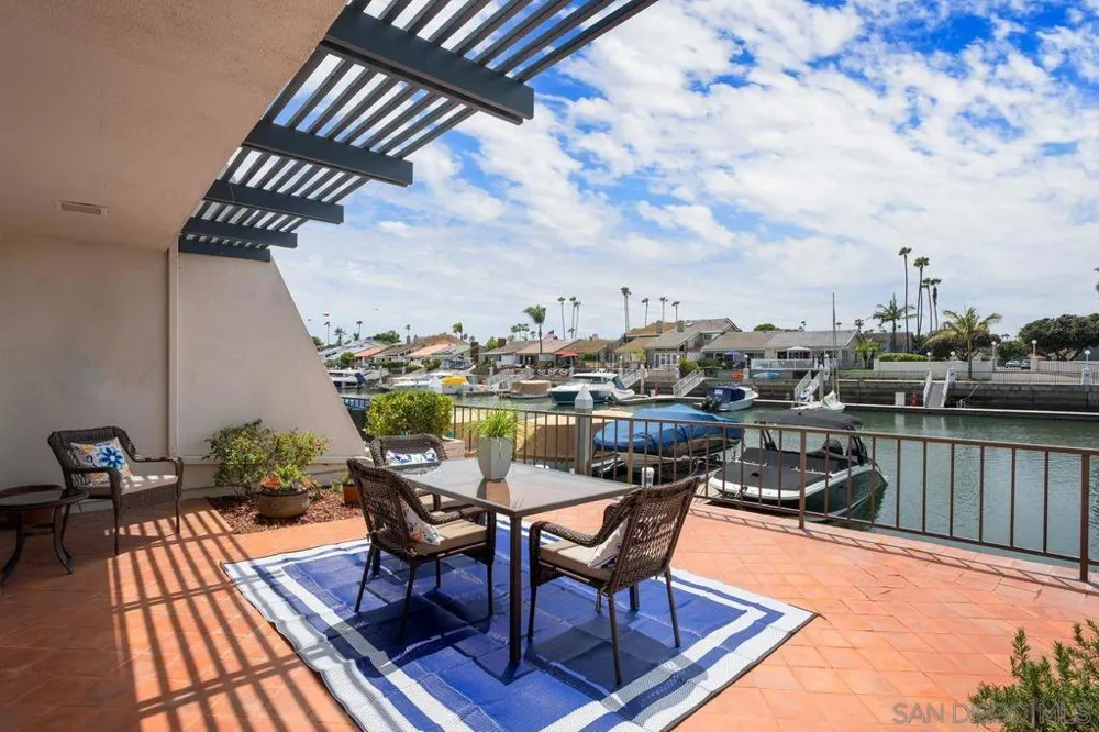 65 Antigua Court Coronado, CA 92118