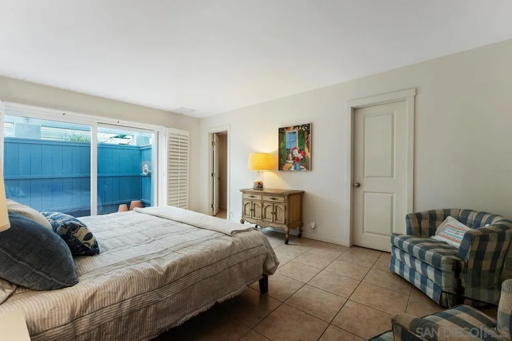 65 Antigua Court Coronado, CA 92118
