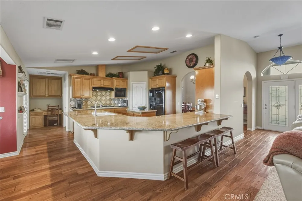 11526 Prairie Oak Hills, CA 92344