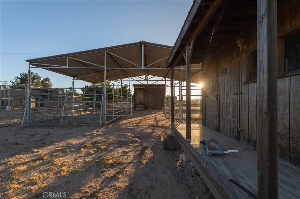 11526 Prairie Oak Hills, CA 92344