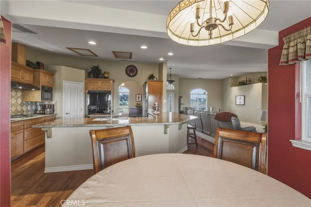 11526 Prairie Oak Hills, CA 92344