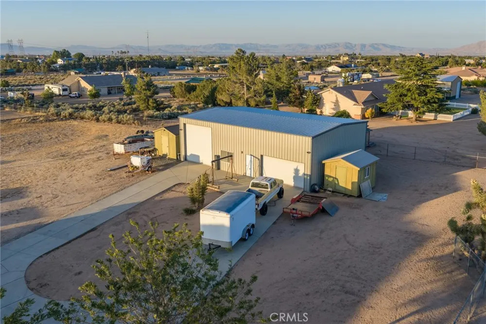 11526 Prairie Oak Hills, CA 92344