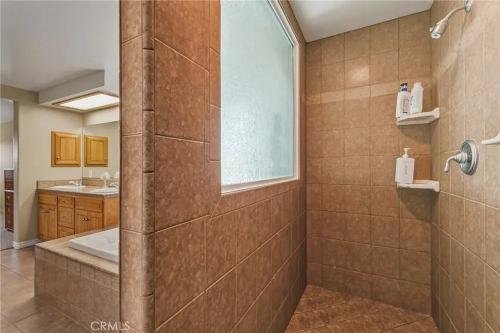 11526 Prairie Oak Hills, CA 92344