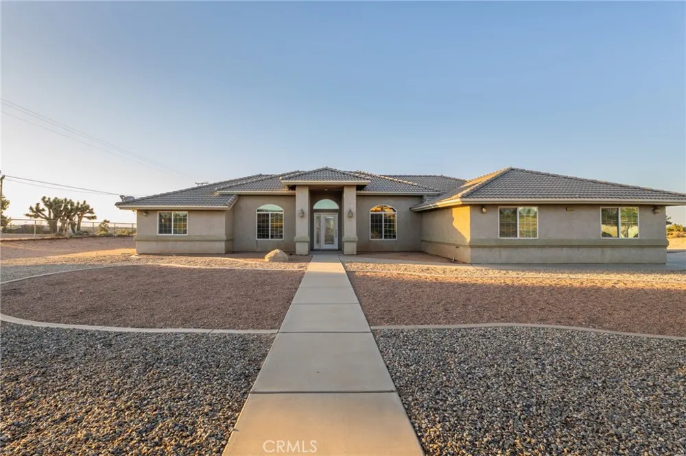 11526 Prairie Oak Hills, CA 92344