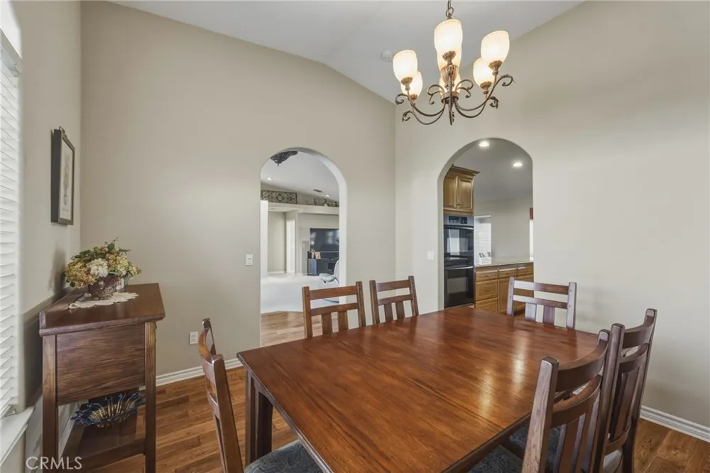 11526 Prairie Oak Hills, CA 92344
