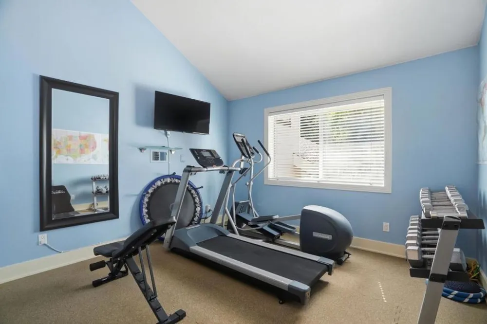 24106 Deerpath Road Saratoga, CA 95070