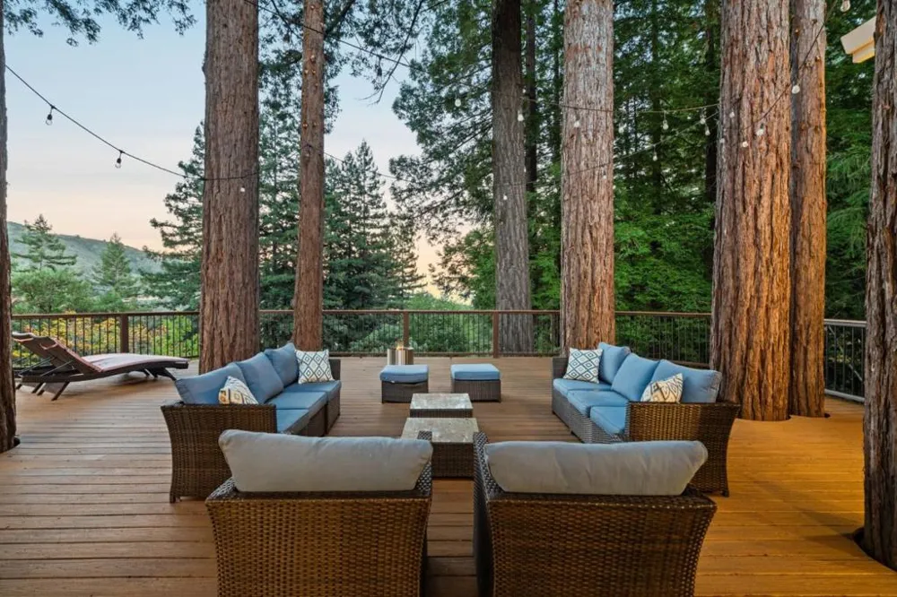 24106 Deerpath Road Saratoga, CA 95070