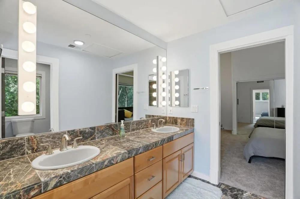 24106 Deerpath Road Saratoga, CA 95070