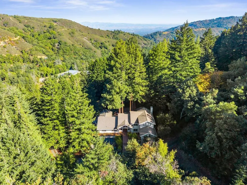 24106 Deerpath Road Saratoga, CA 95070
