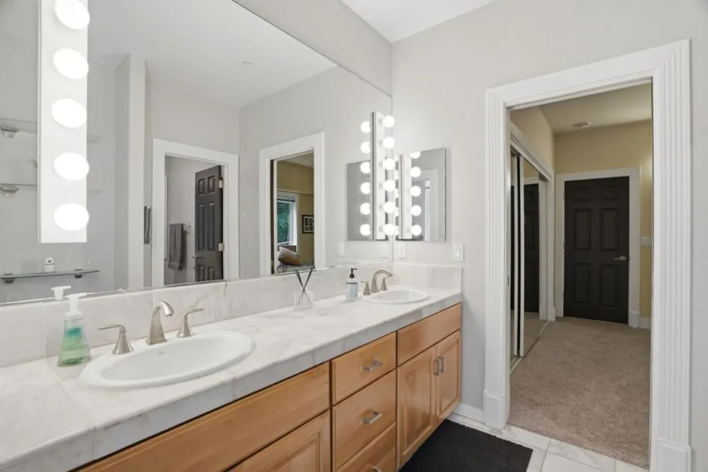 24106 Deerpath Road Saratoga, CA 95070