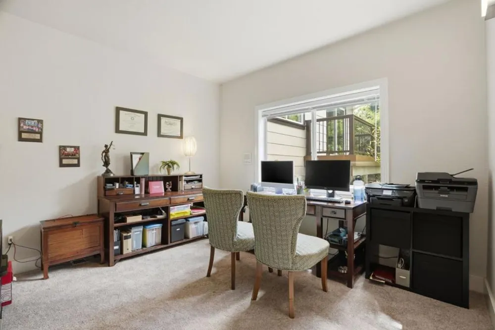 24106 Deerpath Road Saratoga, CA 95070