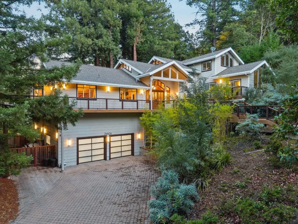 24106 Deerpath Road Saratoga, CA 95070